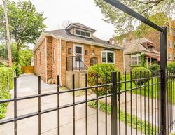 Pre-foreclosure in  S COLFAX AVE Chicago, IL 60649