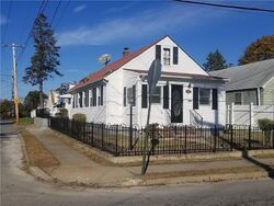 Pre-foreclosure in  LEGION WAY Cranston, RI 02910