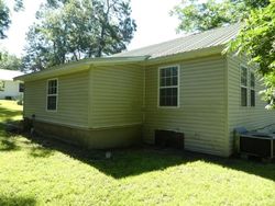 Pre-foreclosure Listing in E CLIFTON AVE LYONS, GA 30436