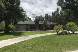 Pre-foreclosure in  RAYMOND DR Loxahatchee, FL 33470