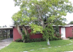 Pre-foreclosure in  S W C OWEN AVE Clewiston, FL 33440