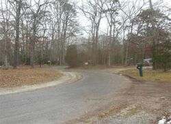 Pre-foreclosure in  LAKE AVE Williamstown, NJ 08094