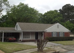 Pre-foreclosure in  HIGHLAND CV Memphis, TN 38111