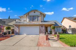 Pre-foreclosure in  DELAHYE CIR Sacramento, CA 95828