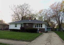Pre-foreclosure in  SUNSET LN Munster, IN 46321