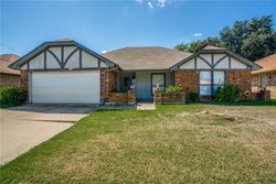 Pre-foreclosure in  BETSY ROSS DR Arlington, TX 76002