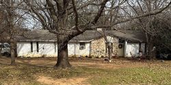 Pre-foreclosure in  STORIE RD Arlington, TX 76001