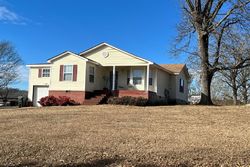 Pre-foreclosure in  SALUDA ST Chattanooga, TN 37406