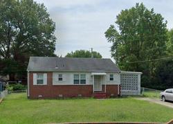 Pre-foreclosure in  POPLAR ST Richmond, VA 23223