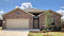 Pre-foreclosure in  SCOTNEY LN Fort Worth, TX 76131