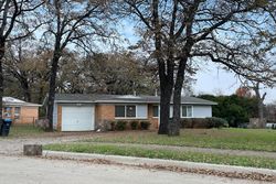 Pre-foreclosure in  TRUMAN DR Fort Worth, TX 76112