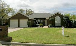 Pre-foreclosure Listing in COKER VALLEY DR KENNEDALE, TX 76060