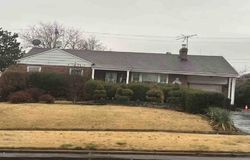 Pre-foreclosure in  JENNINGS STATION RD Saint Louis, MO 63136