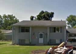 Pre-foreclosure in  49TH STREET CT Moline, IL 61265