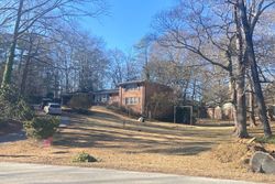 Pre-foreclosure in  ROSEDALE ST Toccoa, GA 30577