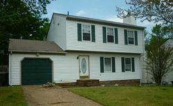 Pre-foreclosure in  STONY RIDGE CT Newport News, VA 23608
