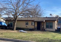 Pre-foreclosure in  WEBER ST Fort Worth, TX 76106