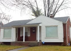 Pre-foreclosure in  LENNANE Redford, MI 48240