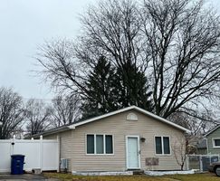 Pre-foreclosure in  DONNELLY ST Westland, MI 48185