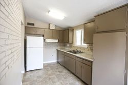 Pre-foreclosure in  N BAILEY AVE Fresno, CA 93727