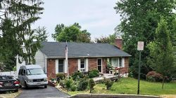 Pre-foreclosure in  DOGWOOD LN Aston, PA 19014