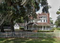 Pre-foreclosure in  OLD EUSTIS RD Mount Dora, FL 32757