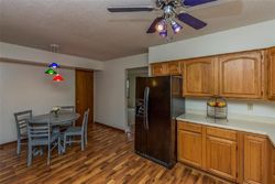 Pre-foreclosure in  WESTWOOD DR NW Cedar Rapids, IA 52405