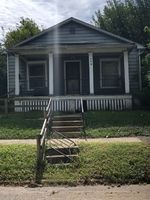 Pre-foreclosure in  W MARIETTA ST Decatur, IL 62522