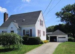 Pre-foreclosure in  FAIRVIEW AVE Somerset, MA 02726