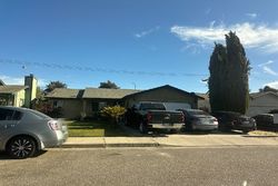 Pre-foreclosure in  CAROB CT Delhi, CA 95315