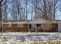 Pre-foreclosure in  BRISTOLWOOD DR Flint, MI 48507