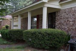 Pre-foreclosure Listing in CANTERBURY LN JACKSON, MS 39212