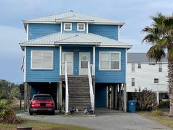 Pre-foreclosure in  W 11TH ST Gulf Shores, AL 36542