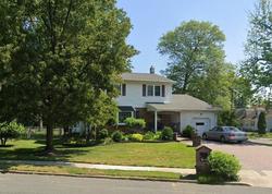 Pre-foreclosure in  STAMY DR Trenton, NJ 08618