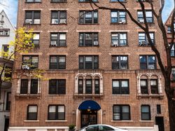 Pre-foreclosure in  W 90TH ST B New York, NY 10024