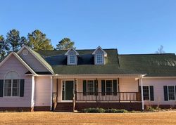 Pre-foreclosure in  LAURA DR New Bern, NC 28562