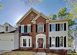 Pre-foreclosure in  FAIRVISTA DR Charlotte, NC 28269