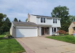 Pre-foreclosure Listing in REVERE DR TROY, MI 48083