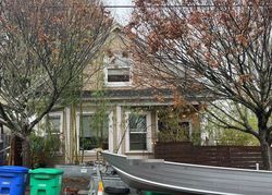 Pre-foreclosure in  SE RHINE ST Portland, OR 97202
