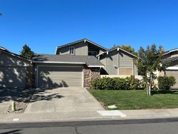 Pre-foreclosure in  MIRANDA CT Sacramento, CA 95822