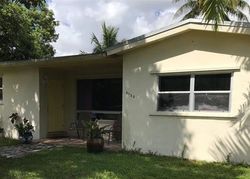Pre-foreclosure in  N 62ND AVE Hollywood, FL 33024
