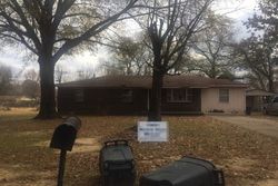 Pre-foreclosure in  HOME ST Ozark, AR 72949