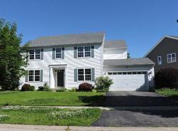 Pre-foreclosure in  FOXFORD DR Cary, IL 60013