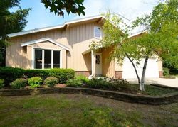 Pre-foreclosure in  S ADELL AVE New Berlin, WI 53151
