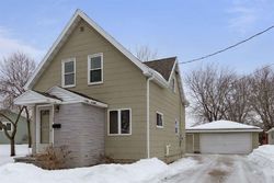 Pre-foreclosure Listing in GARFIELD AVE LITTLE CHUTE, WI 54140