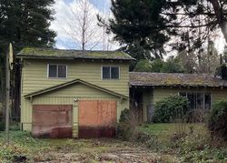 Pre-foreclosure in  NE 52ND ST Vancouver, WA 98661
