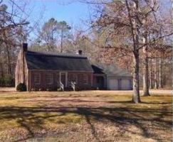 Pre-foreclosure Listing in PINECREST DR BOYKINS, VA 23827