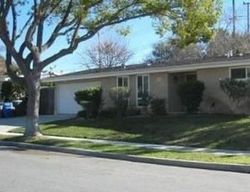 Pre-foreclosure in  BURTONWOOD AVE Thousand Oaks, CA 91360