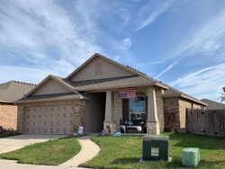Pre-foreclosure in  TALLOW DR Portland, TX 78374