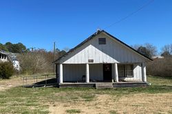 Pre-foreclosure in  YOUNGS MILL RD Hogansville, GA 30230